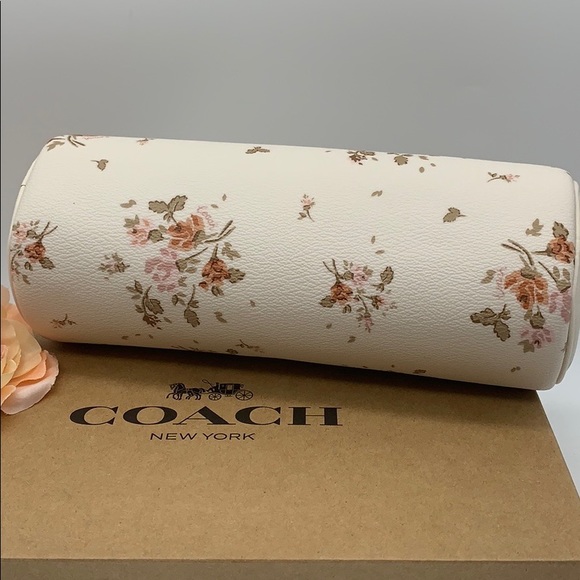 COACH MAKEUP BRUSH HOLDER WITH ROSE BOUQUET PRINT - Picture 3 of 12